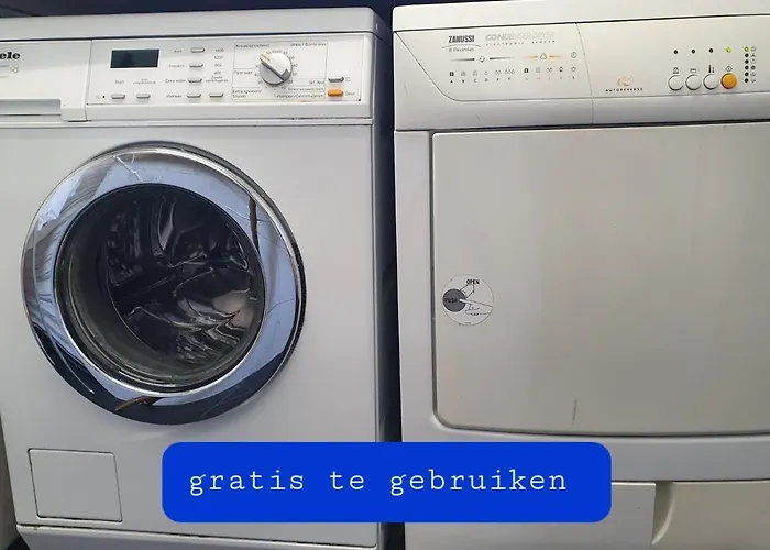 לינה וארוחת בוקר De Stok 4*